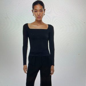 Babaton Skintight Leverage Longsleeve